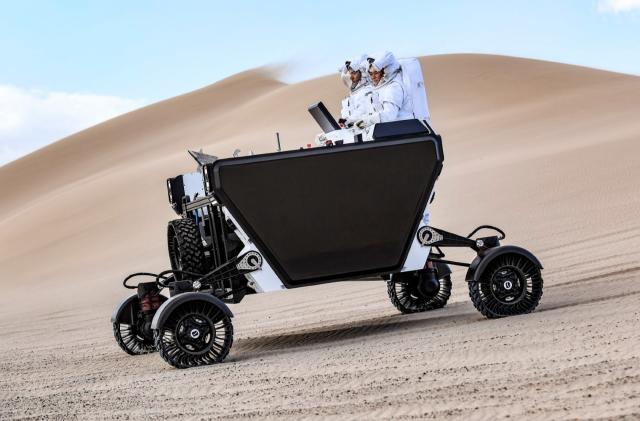 The Astrolab Flex is a modular rover that can carry two astronauts across the surface of the Moon. 