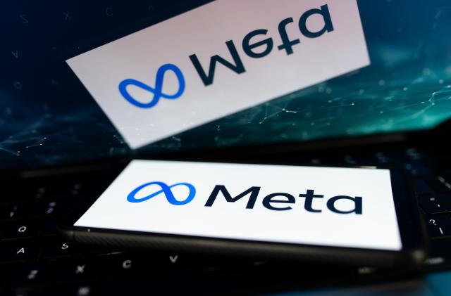 POLAND - 2023/07/26: In this photo illustration a Meta logo seen displayed on a smartphone. (Photo Illustration by Mateusz Slodkowski/SOPA Images/LightRocket via Getty Images)